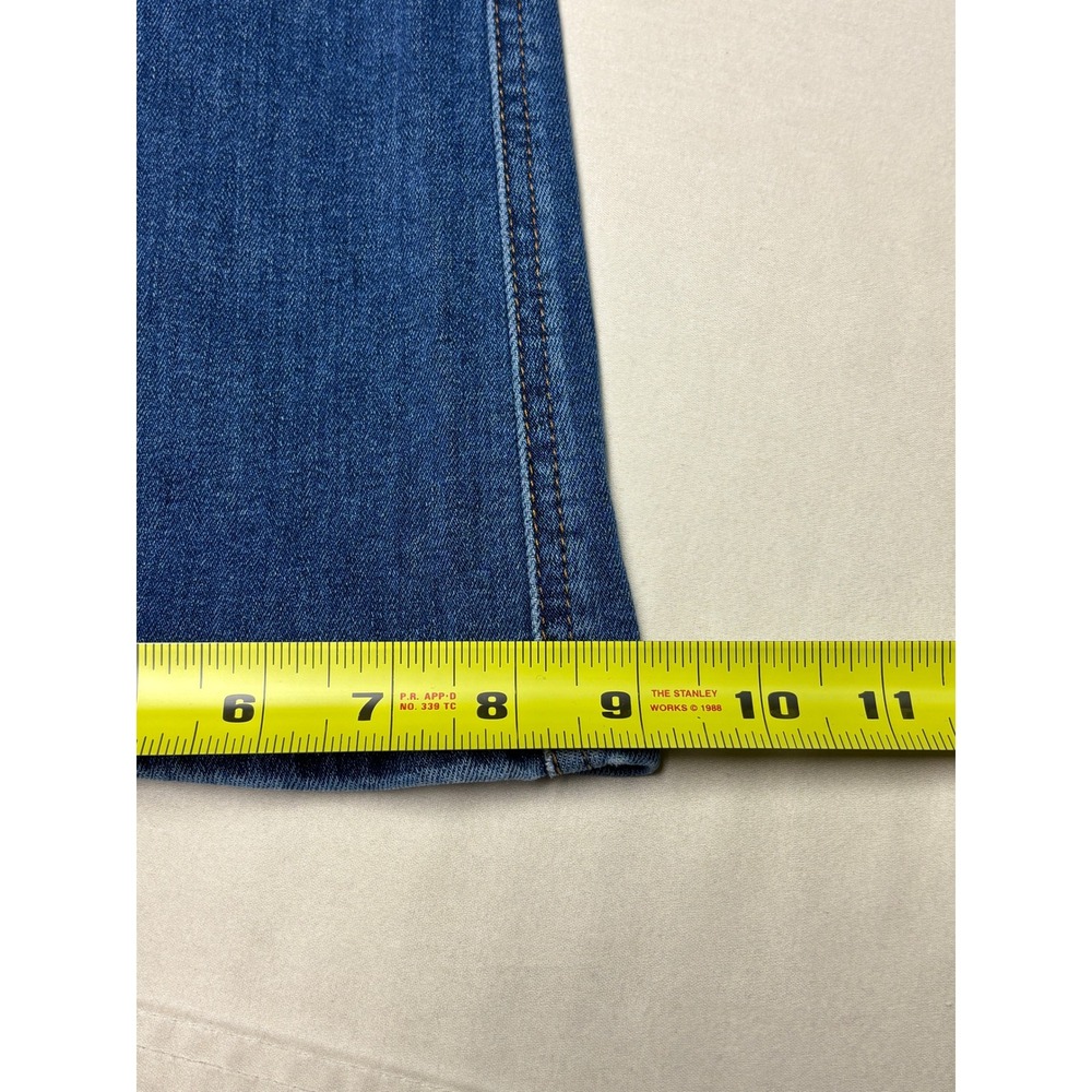 7 For All Mankind A Pocket Flare Jeans Medium Wash Blue Denim Womens Size 31X33 - Picture 13 of 13